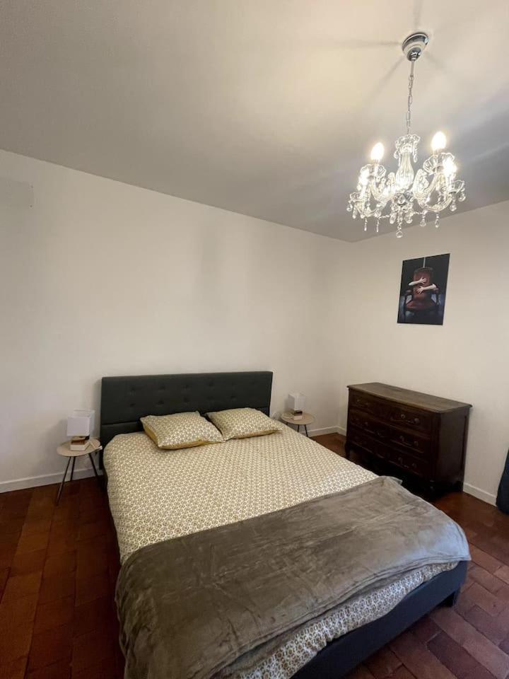 Gite Les Minimes II Avallon Esterno foto